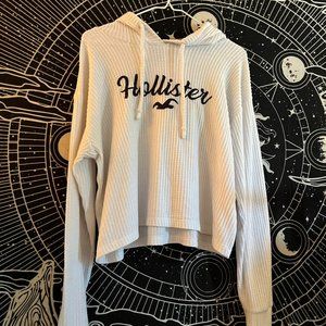 White Hollister Pullover - Size: M